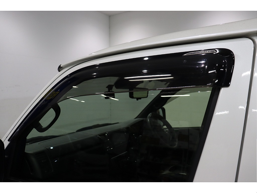 トヨタ ハイエースバン(54枚目)