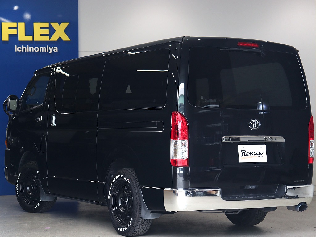 トヨタ ハイエースバン(13枚目)