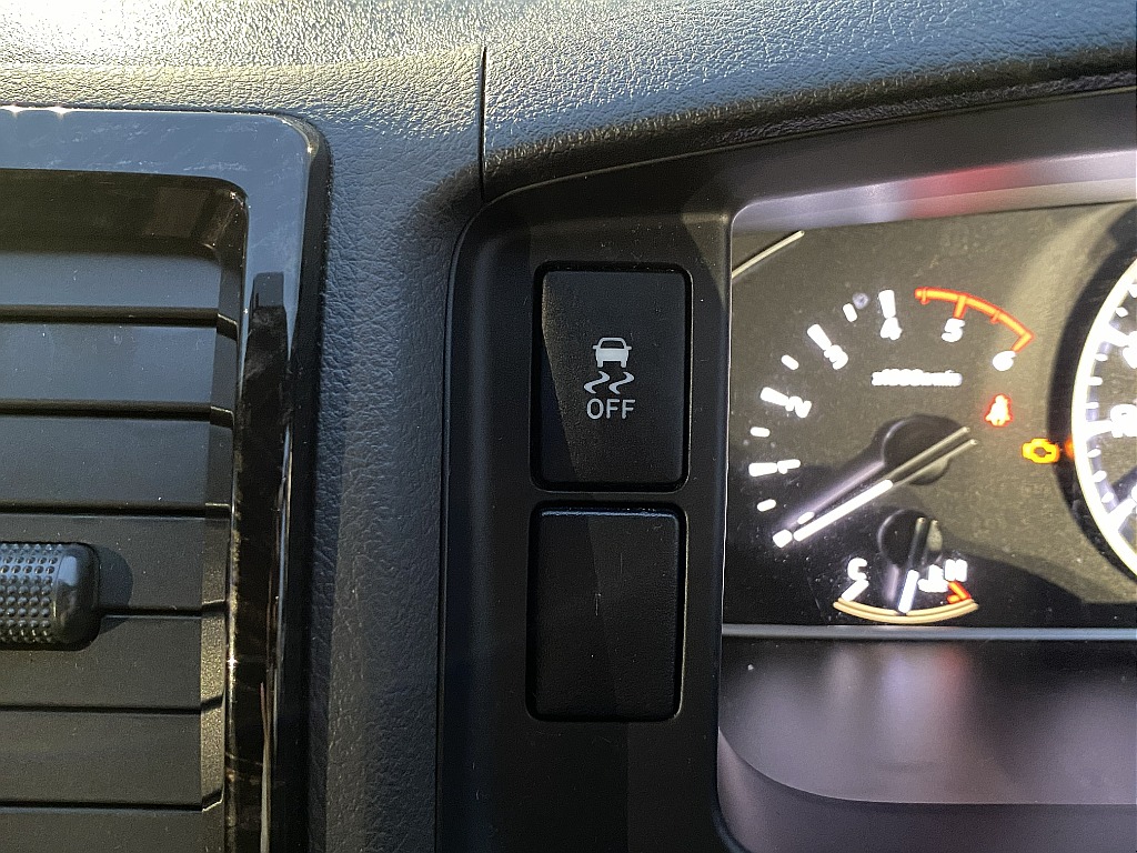 トヨタ ハイエースバン(35枚目)