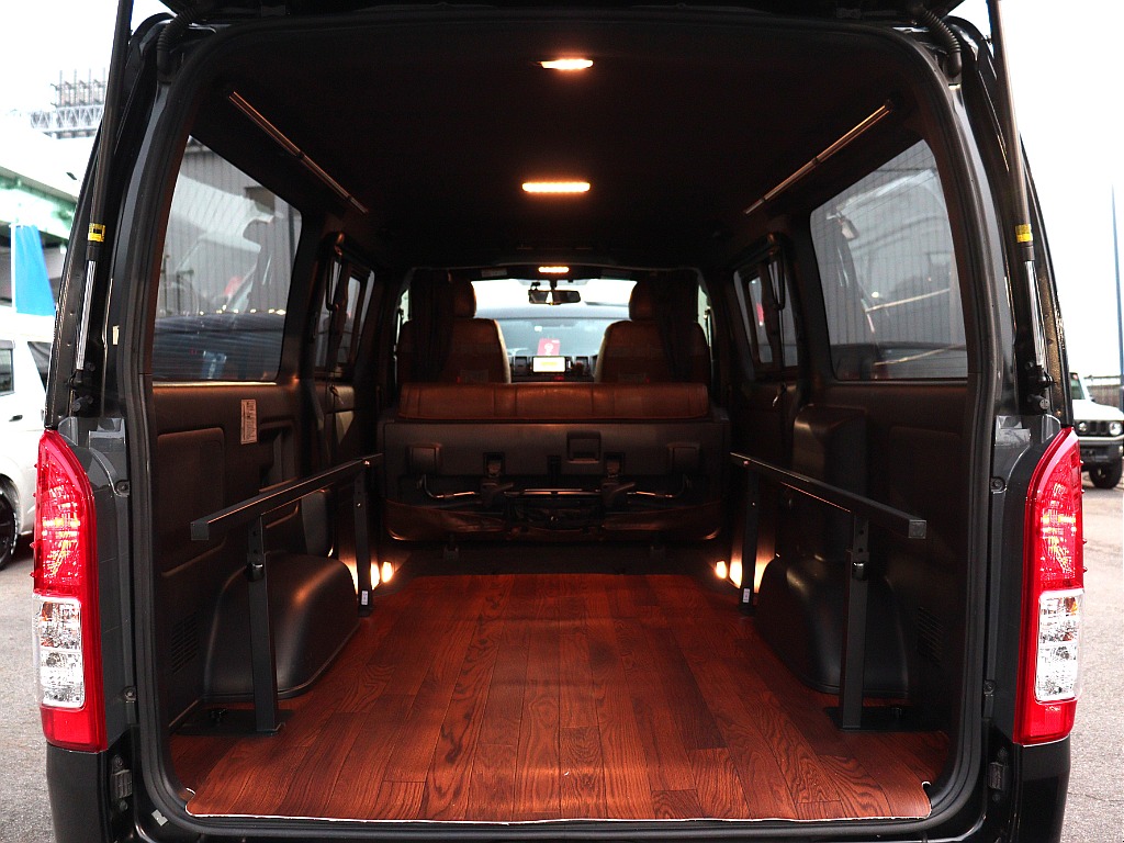 トヨタ ハイエースバン(38枚目)