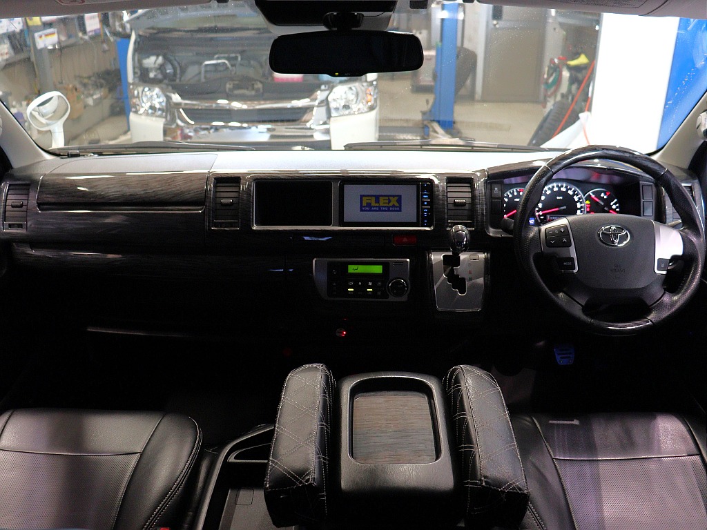 カロッツェリア製　7インチナビ