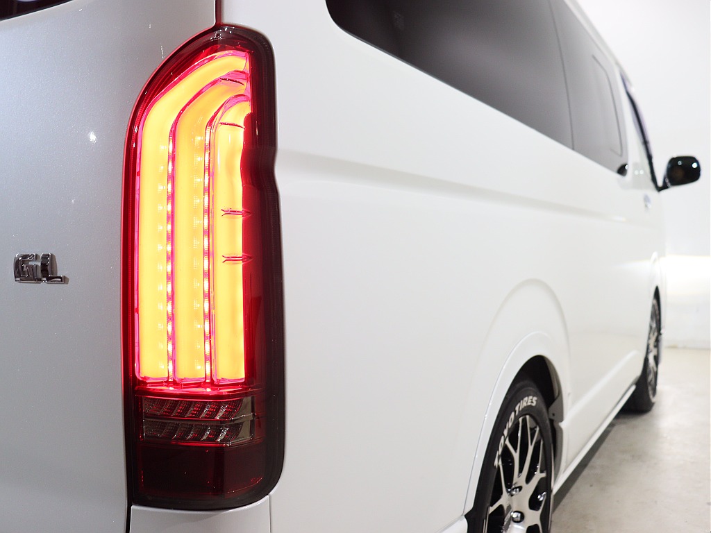 FLEXオリジナルテールランプ