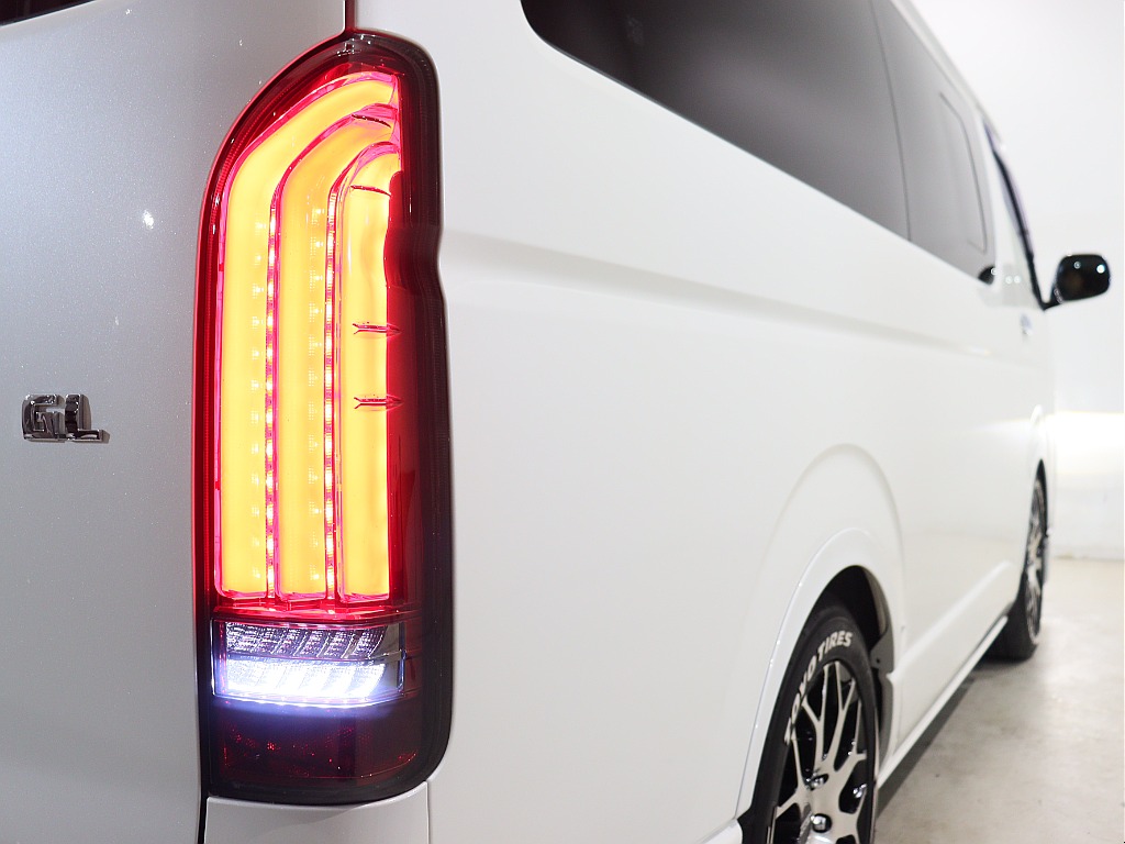 FLEXオリジナルテールランプ