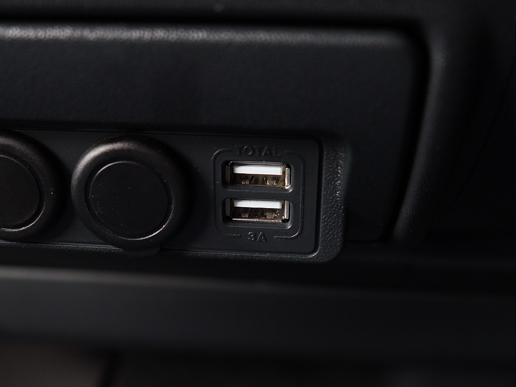 トヨタ ハイエースバン(30枚目)