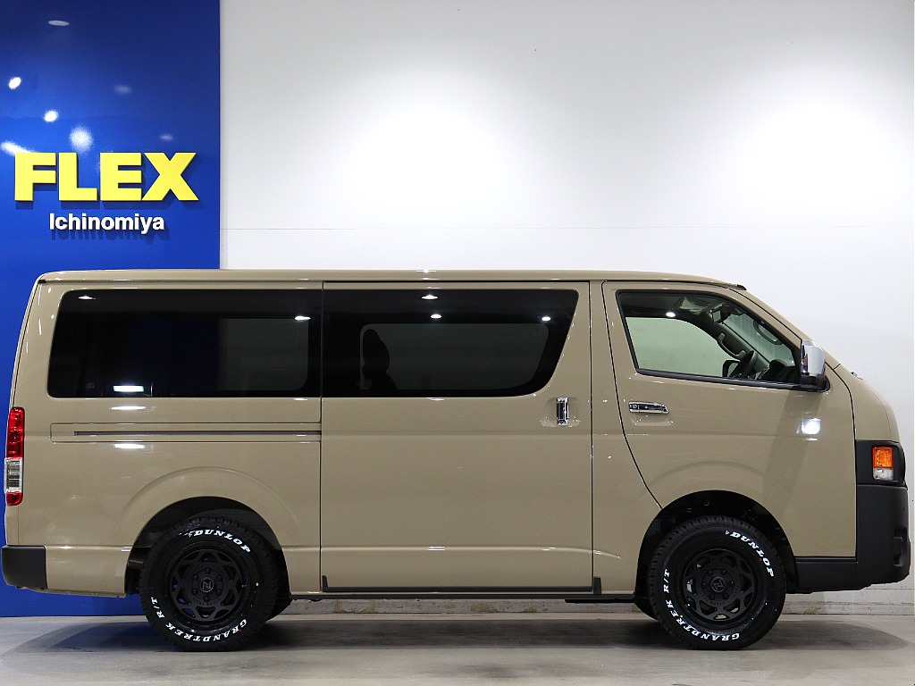 両側パワースライドドア