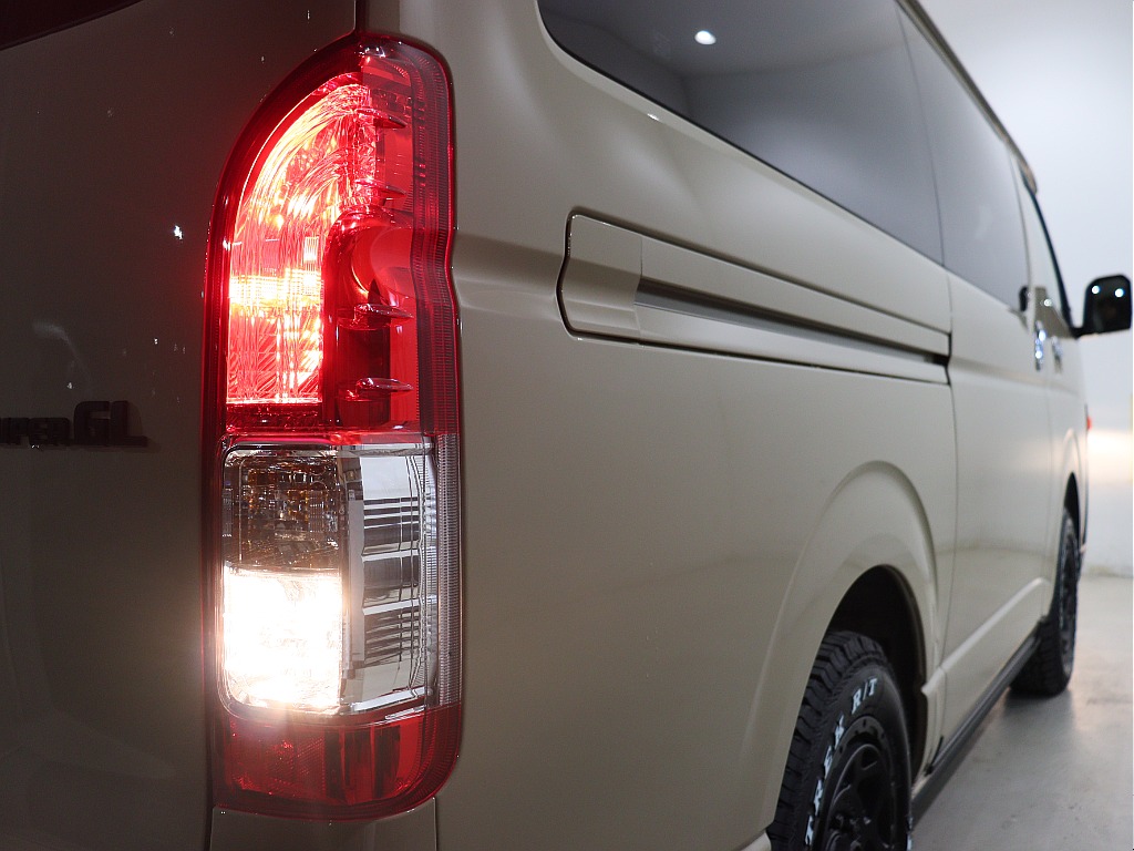 TOYOTA純正テールランプ