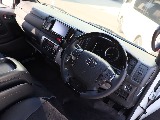 トヨタ ハイエースバン(3枚目)