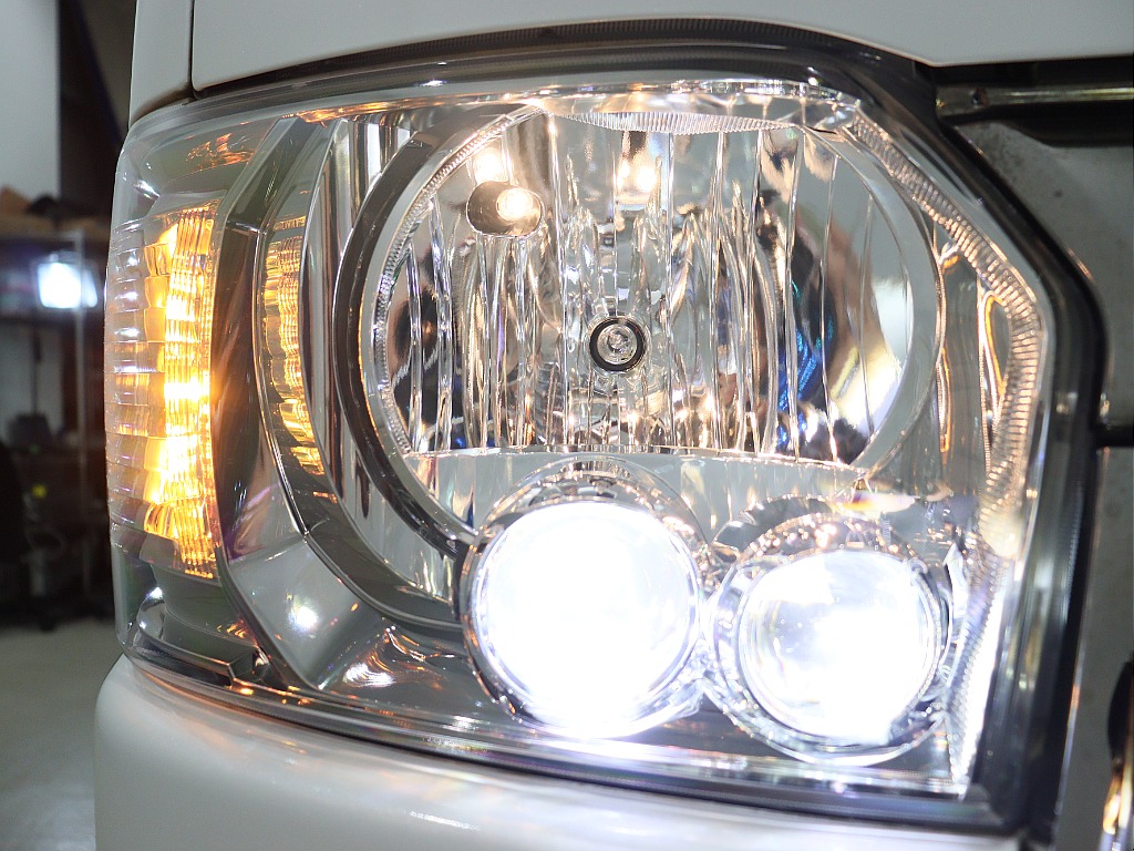 トヨタ ハイエースバン(32枚目)