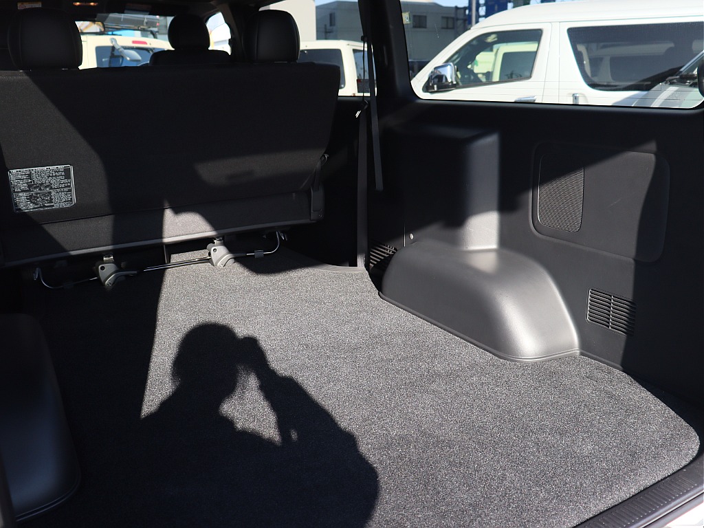 トヨタ ハイエースバン(49枚目)