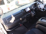 トヨタ ハイエースバン(5枚目)