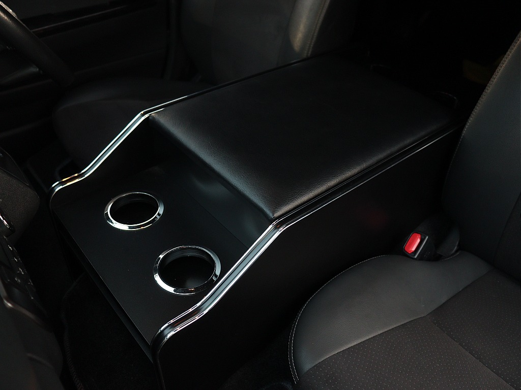 トヨタ ハイエースバン(10枚目)