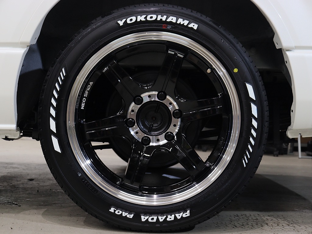 FLEX NEO SFIDA １８インチAW/ヨコハマ パラダタイヤ