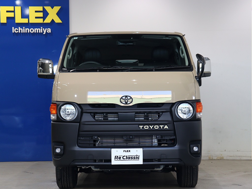 トヨタ ハイエースバン(11枚目)