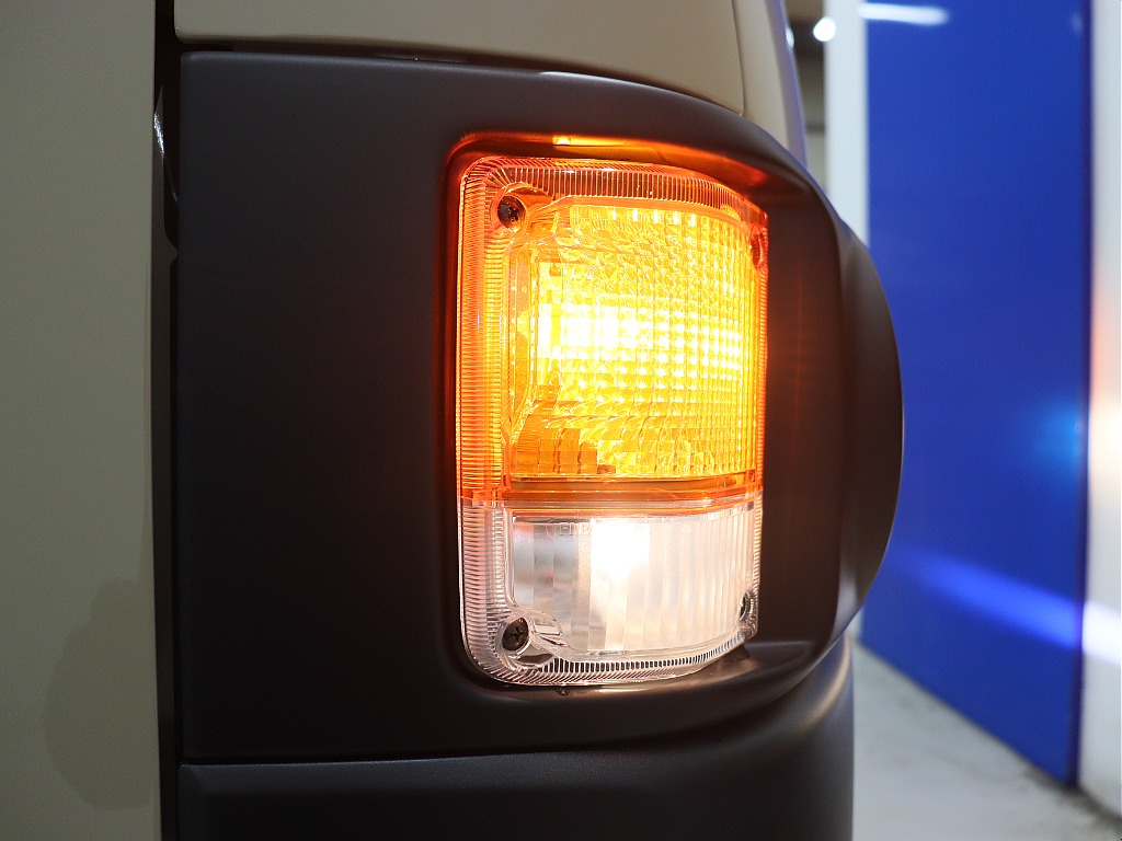 トヨタ ハイエースバン(43枚目)