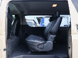 トヨタ ハイエースバン(10枚目)