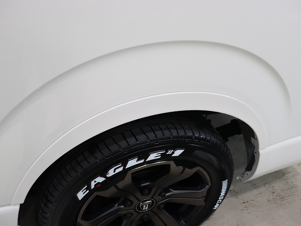 トヨタ ハイエースバン(40枚目)