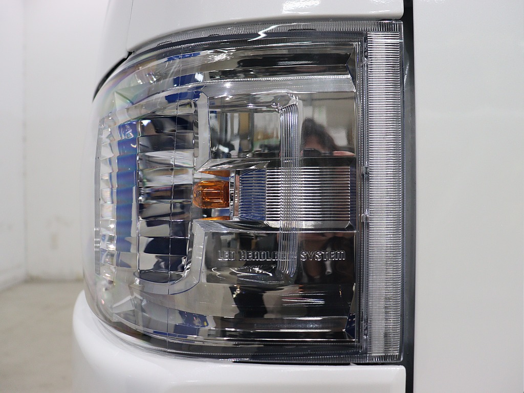 トヨタ ハイエースバン(44枚目)