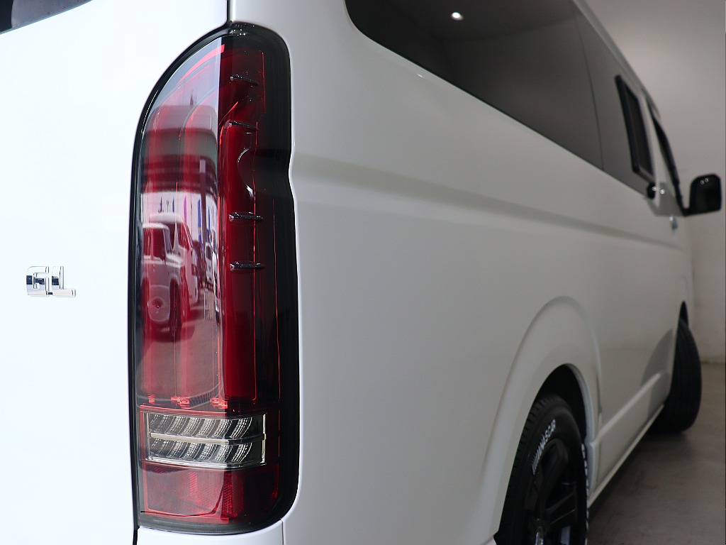 FLEX アルティメットテールランプ