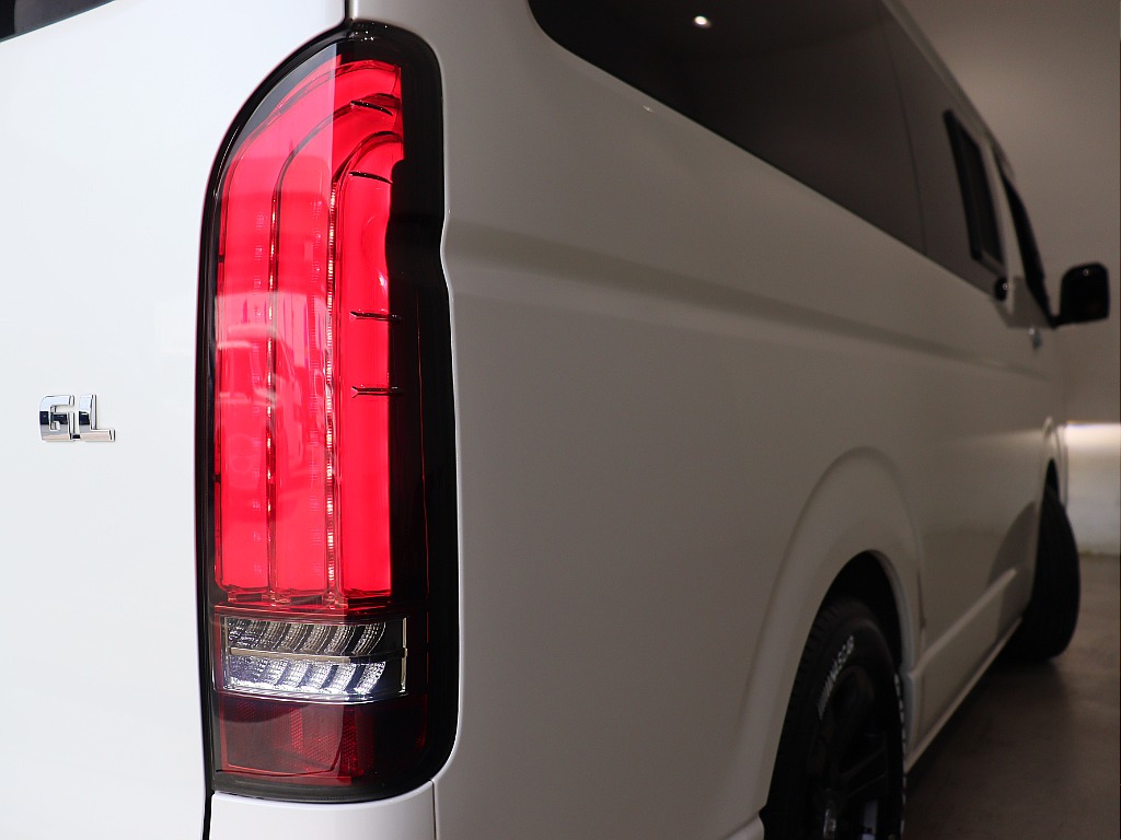 FLEX アルティメットテールランプ