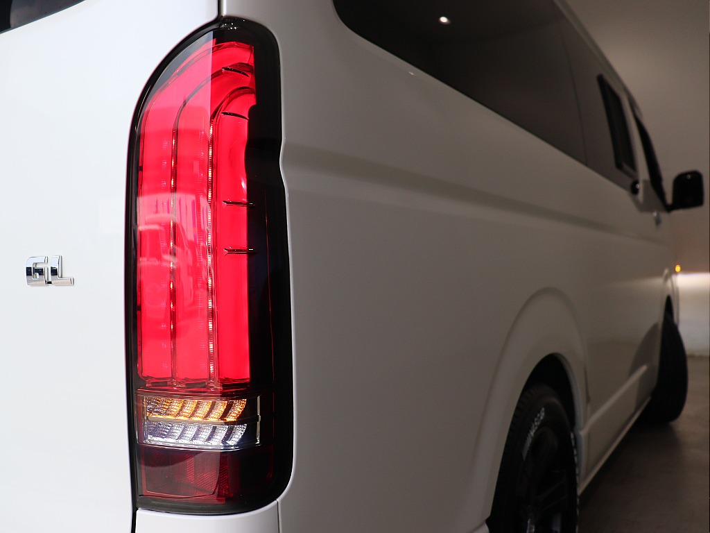 FLEX アルティメットテールランプ