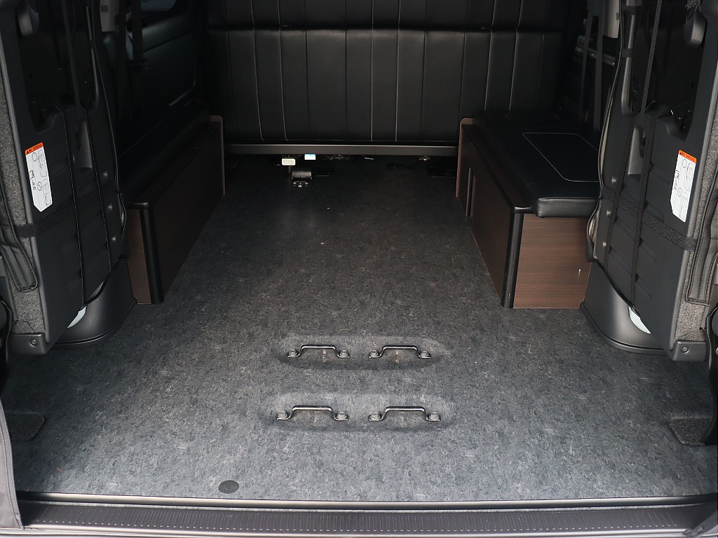 床張りフローリング施工