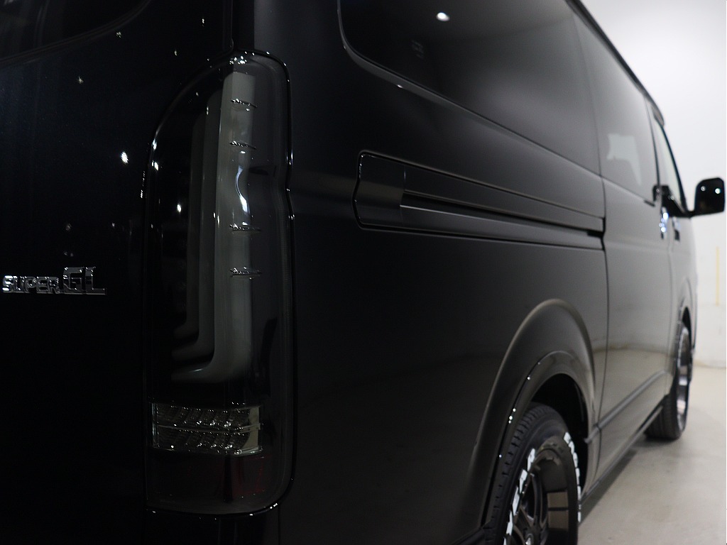 トヨタ ハイエースバン(17枚目)