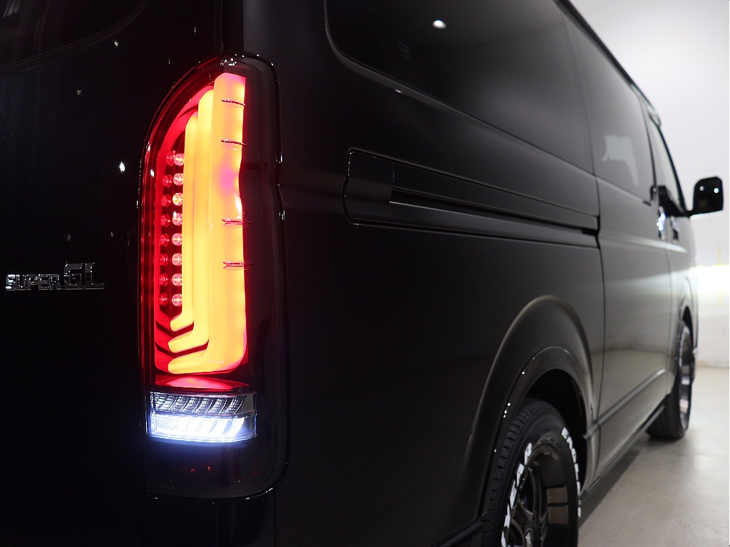 トヨタ ハイエースバン(19枚目)