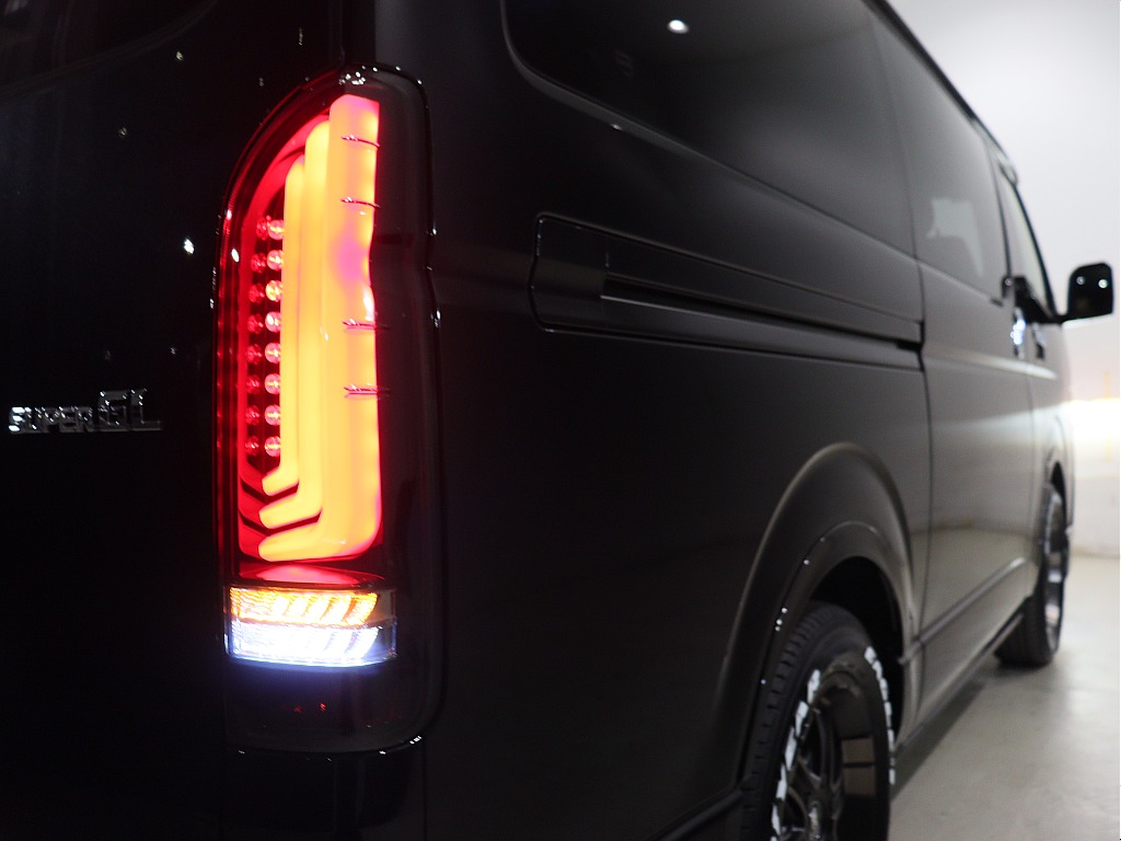 トヨタ ハイエースバン(20枚目)