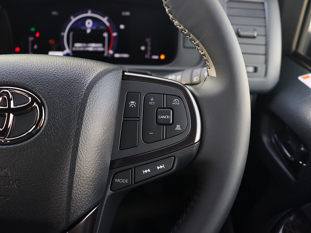 ステアリングリモコン（右）