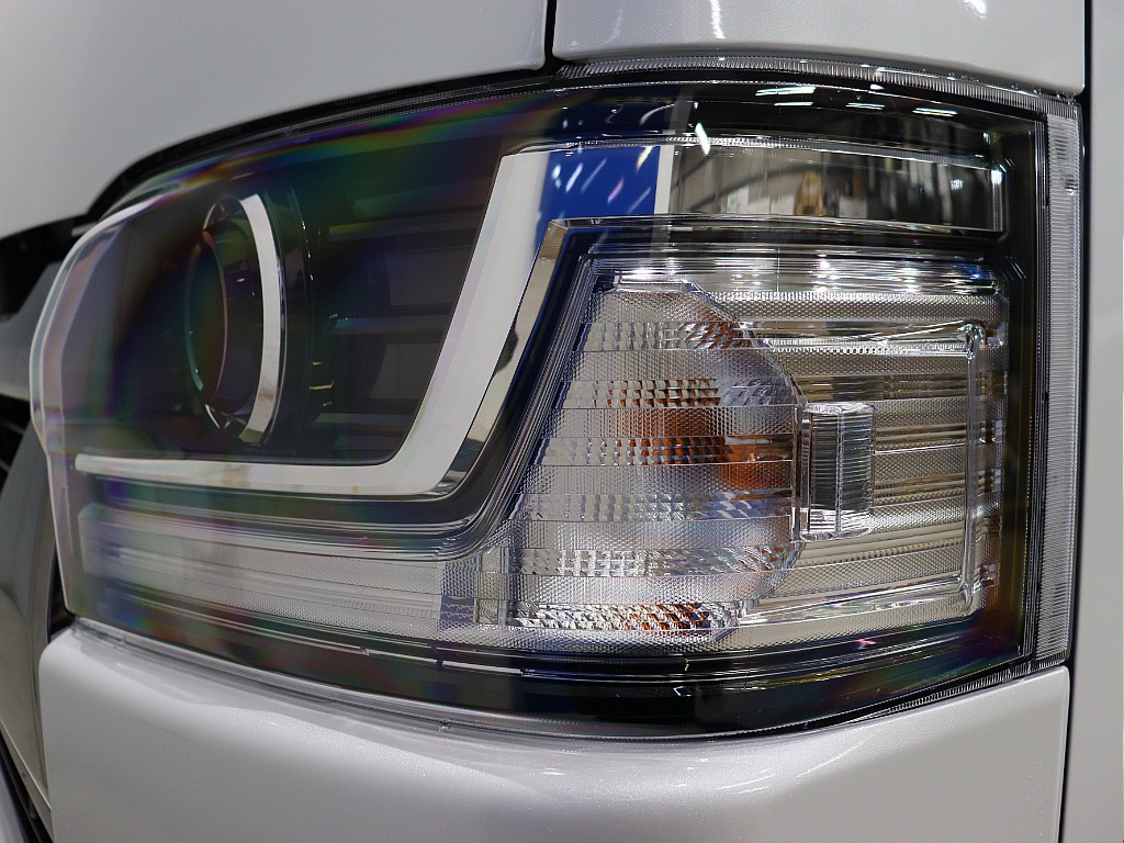 Bi-BeamLEDヘッドライト