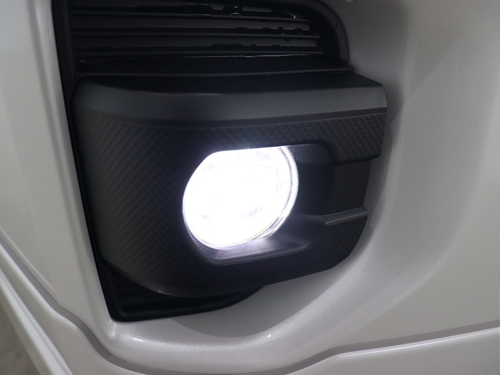 トヨタ ハイエースバン(51枚目)