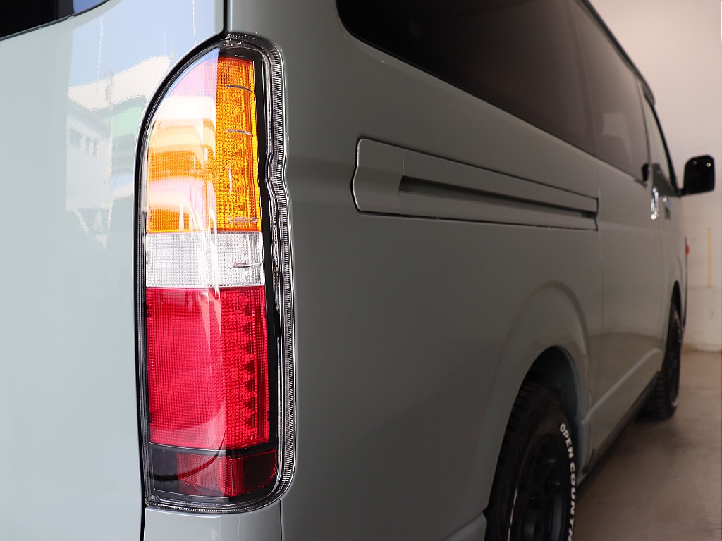 FLEX クラシックLEDテールランプ