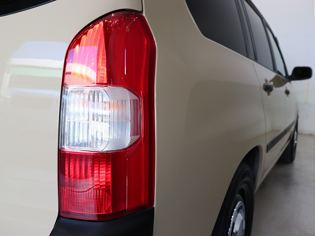 トヨタ プロボックスバン(18枚目)