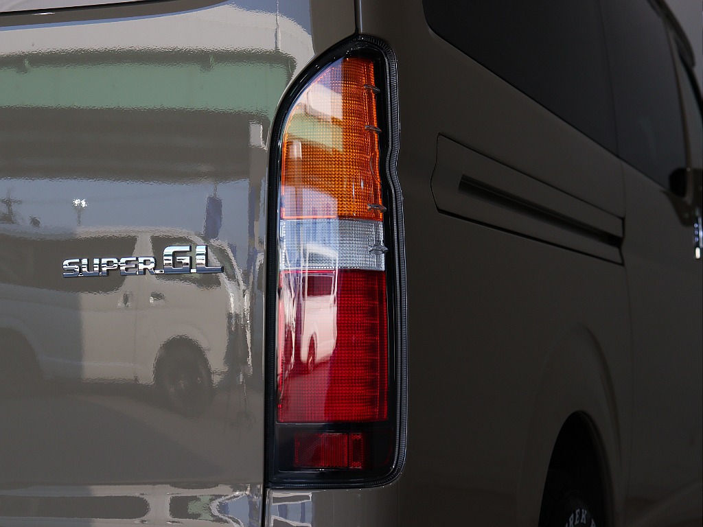 トヨタ ハイエースバン(51枚目)