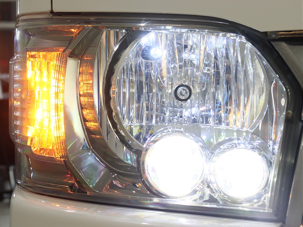 トヨタ ハイエースバン(34枚目)