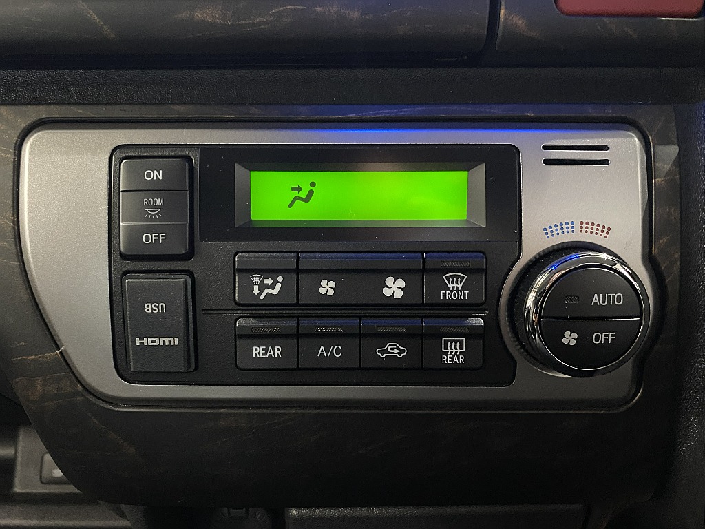 トヨタ ハイエース(34枚目)