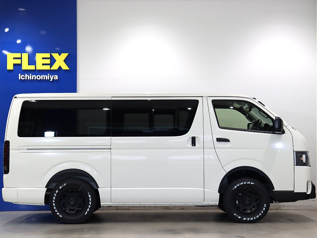 トヨタ ハイエースバン(14枚目)