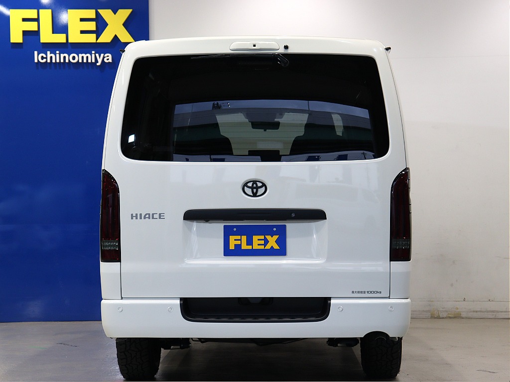 トヨタ ハイエースバン(16枚目)