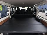 トヨタ ハイエースバン(2枚目)