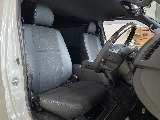 トヨタ ハイエースバン(8枚目)