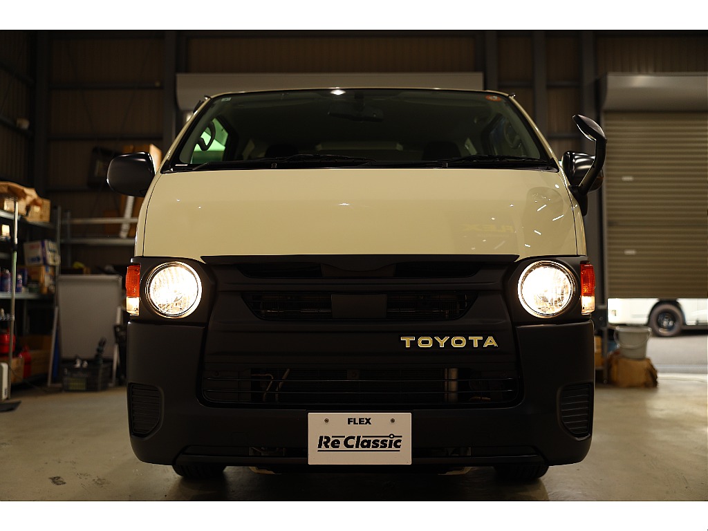 トヨタ ハイエースバン(50枚目)