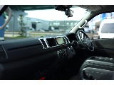 トヨタ ハイエース(2枚目)