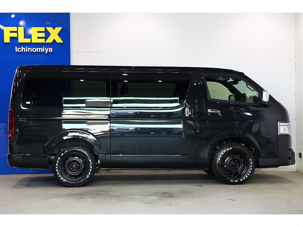 トヨタ ハイエースバン(5枚目)