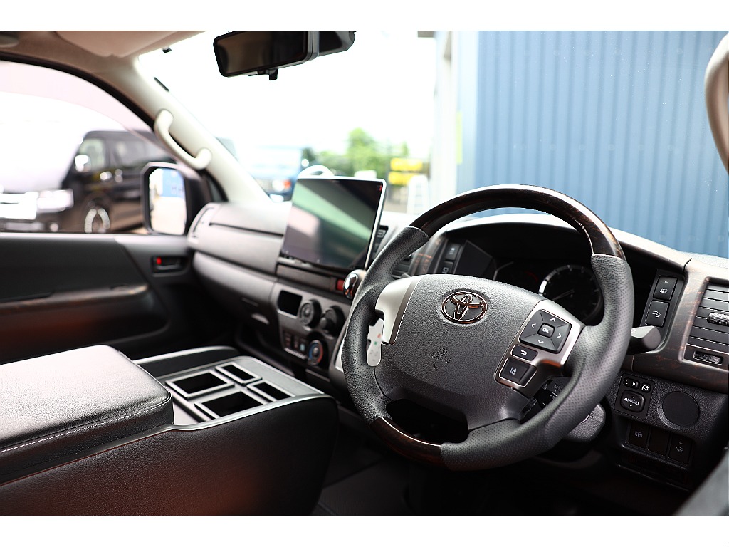 トヨタ&nbsp;ハイエースバン&nbsp;4ドアバン2.8DT DXロングハイR GLパック4WD&nbsp;&nbsp;愛知県の詳細画像&nbsp;その11