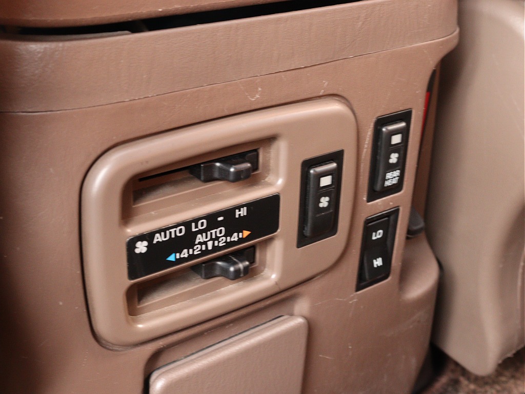 トヨタ ランドクルーザープラド プラド5ドア3.4TZ 4WD  東京都の詳細画像 その13