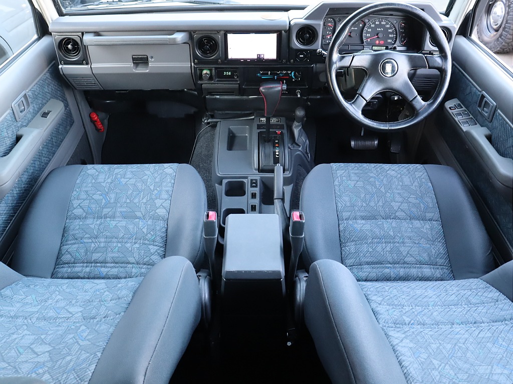 トヨタ ランドクルーザー70 4.2 ZX ディーゼル 4WD(1278754163) | 車 