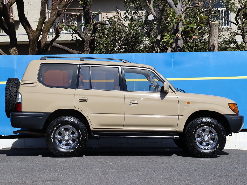 トヨタ ランドクルーザープラド プラド5ドア2.7TXリミテッド 4WD  東京都の詳細画像 その4