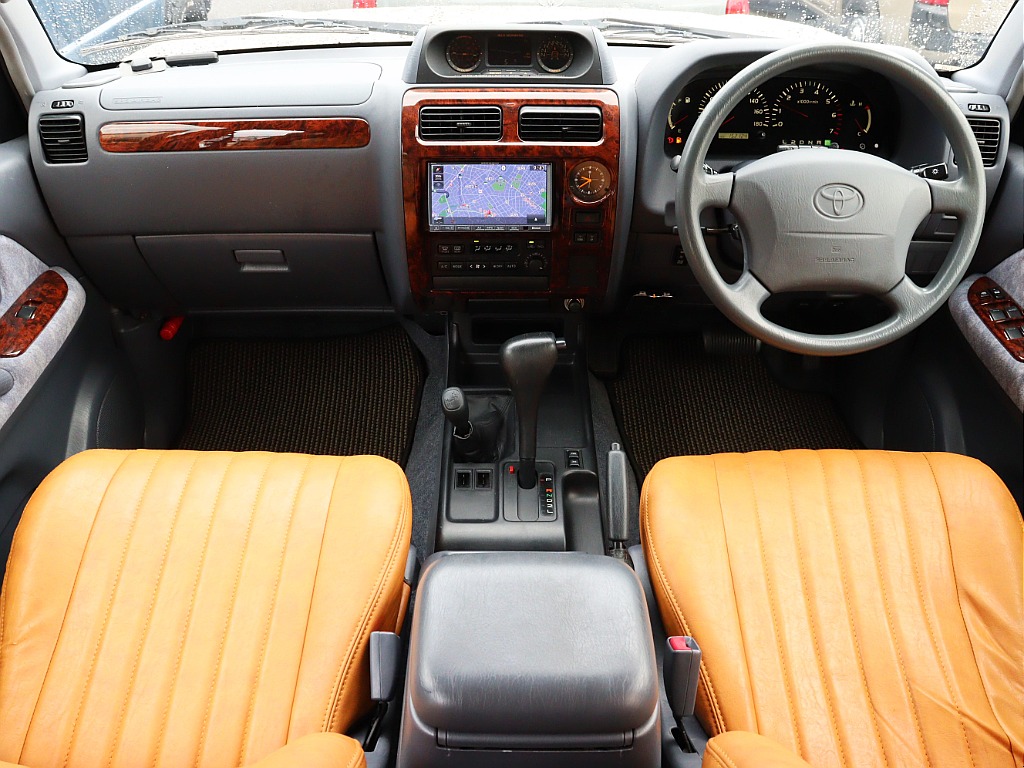 トヨタ ランドクルーザープラド プラド5ドア2.7TXリミテッド 4WD  東京都の詳細画像 その8
