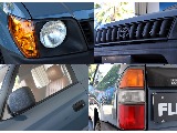 大人気の丸目フェイスチェンジ車両！各部チッピング塗装がアルルブルーのボディをタフな印象へと引き立たせます！