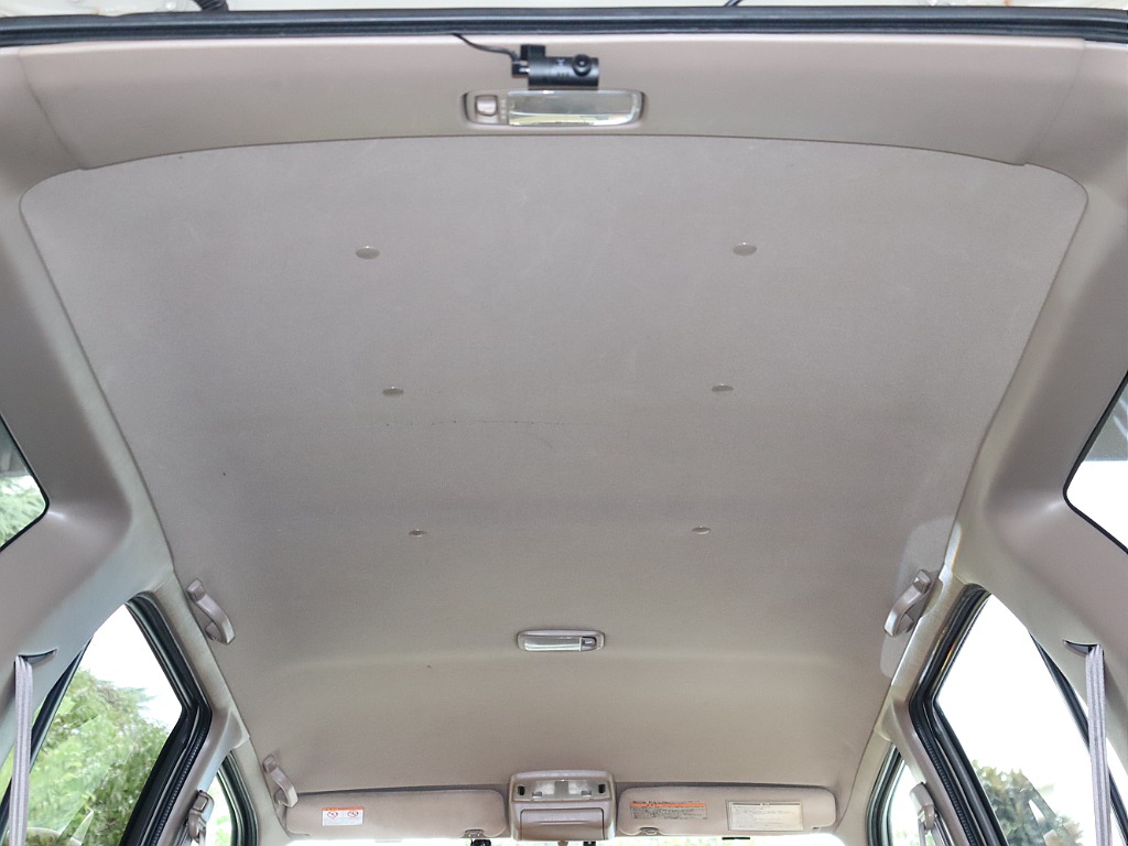 天井もご覧の通り、大きな傷や汚れもなく綺麗な状態です！